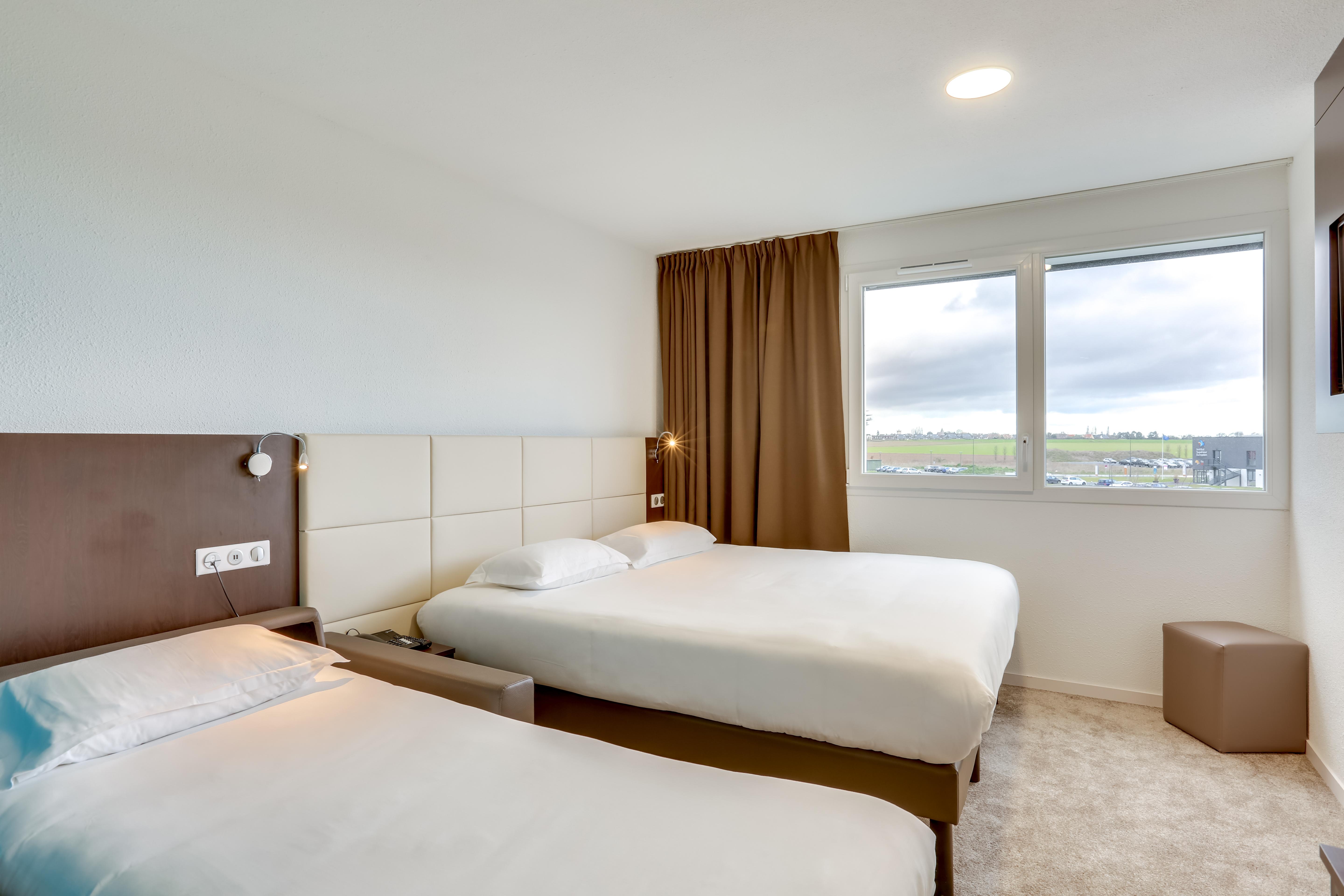 Saint-Contest B&B Hotel Caen Memorial מראה חיצוני תמונה